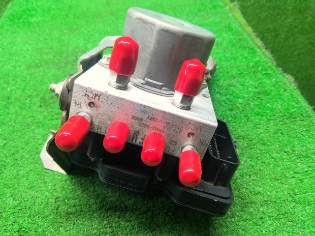 ハスラー ＡＢＳアクチュエーター 5AA-MR92S 56130-59ST0