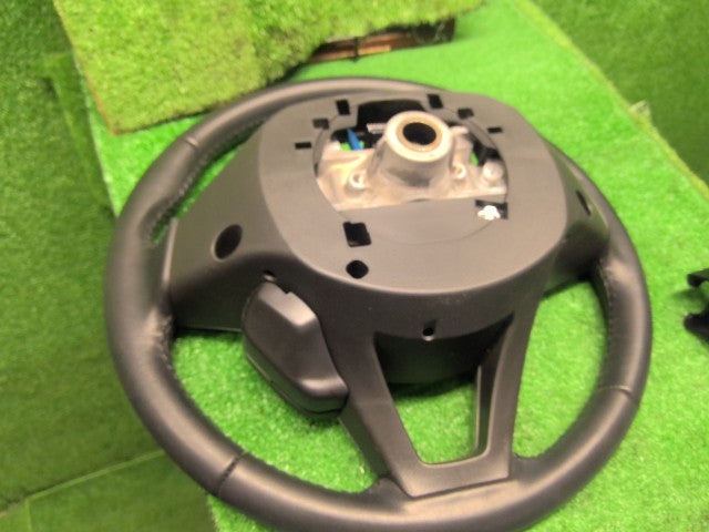 ハスラー ステアリングホイール 5AA-MR92S 48110-59SE1-GJL