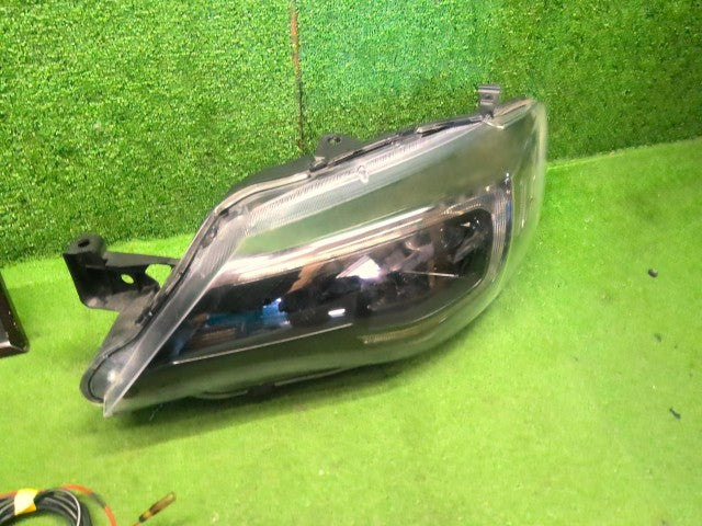 インプレッサ ヘッドランプ左右セット CBA-GRB