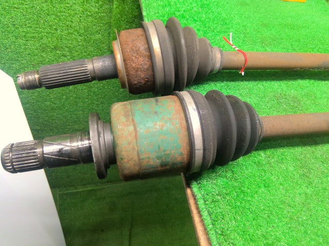 インプレッサ 左Ｒドライブシャフト CBA-GRB 28421FG020