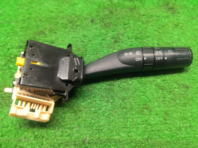 インプレッサ ディマースイッチ CBA-GRB 83115AG111