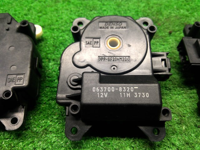 タント Ａ／Ｃヒーター系 ABA-L360S 88660-97205