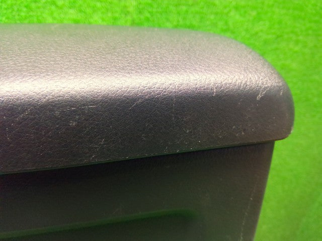 ノート コンソールボックス DBA-NE11 K6910-1U600