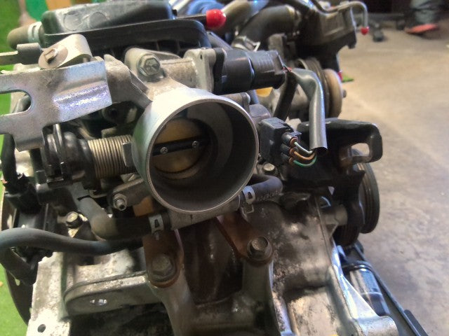 【中古】ハイゼット EBD-S331V エンジンＡＳＳＹ 19000-B5035-