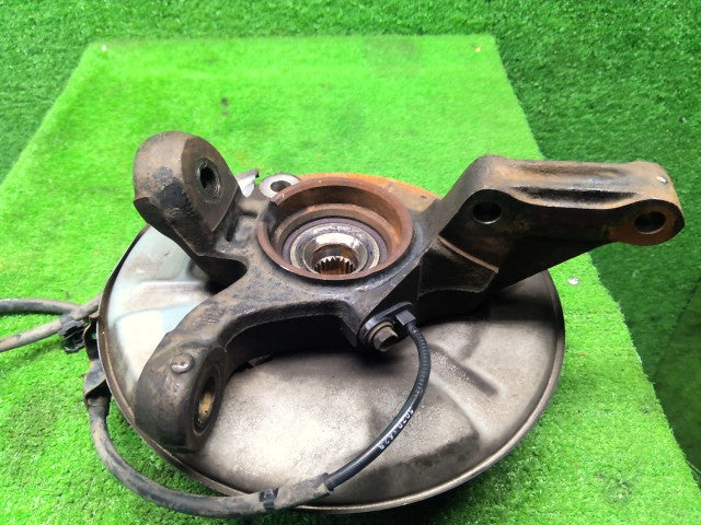 【中古】ハイゼット EBD-S331V 左フロントナックルハブＡＳＳＹ 43212-B5041-