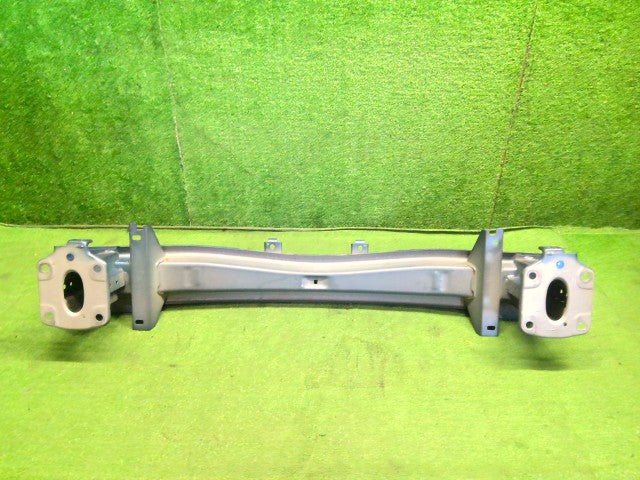 【中古】デミオ DBA-DJ3FS フロントバンパー リーン