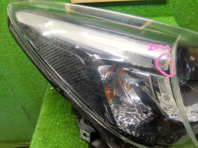 【中古】デミオ DBA-DJ3FS 右ヘッドランプＡＳＳＹ D23N-51-031B