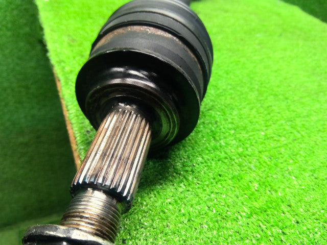 【中古】デミオ DBA-DJ3FS 右フロントドライブシャフト GDD1-25-50XA