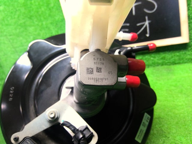 【中古】デミオ DBA-DJ3FS ブレーキマスターＡＳＳＹ D0Y4-43-40ZB