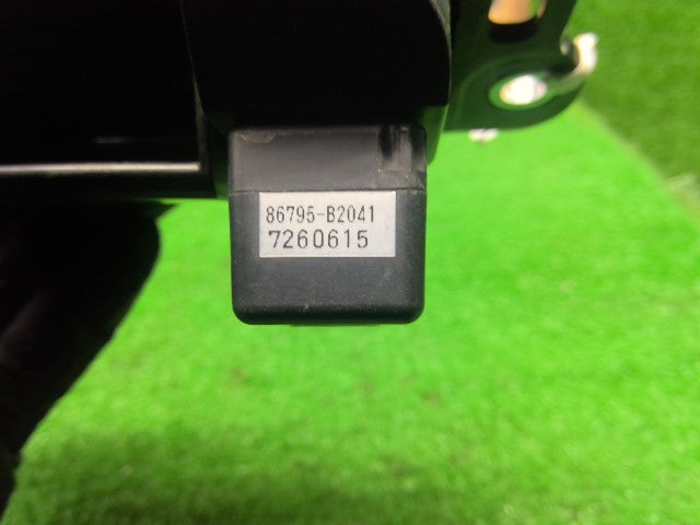 【中古】タント DBA-LA610S バックドア アウターハンドル