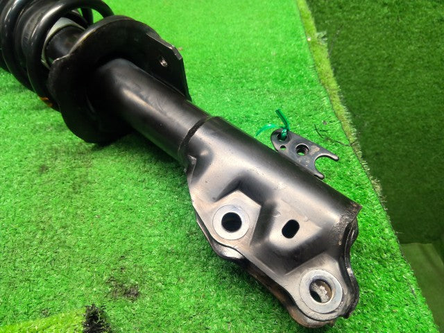 【中古】タント DBA-LA610S 右 フロント