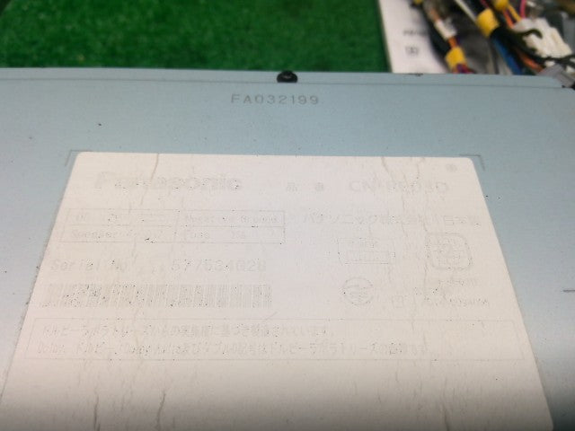 【中古】カーナビゲーション パナソニック CN-RE03D タント