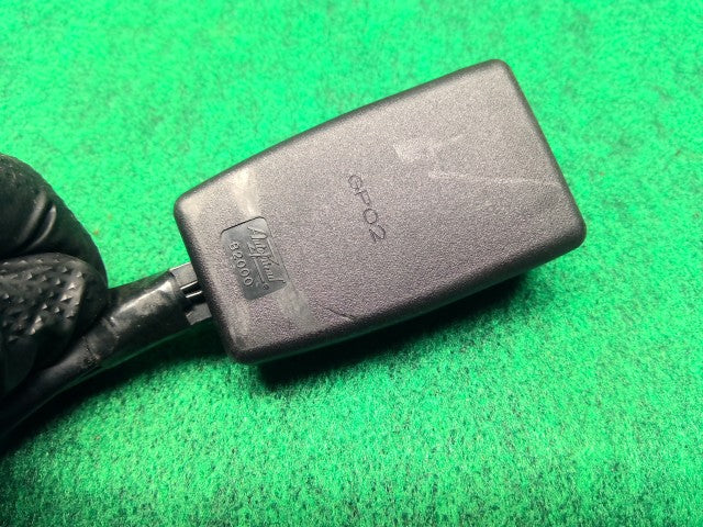 【中古】プレマシー DBA-CREW ドライバーシートベルト キャッチ