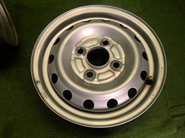 NV100クリッパー ホイール GBD-U72V