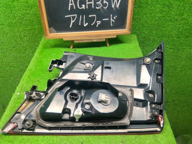 【中古】アルファード DBA-AGH35W 左フィニッシャーパネル 81591-58260