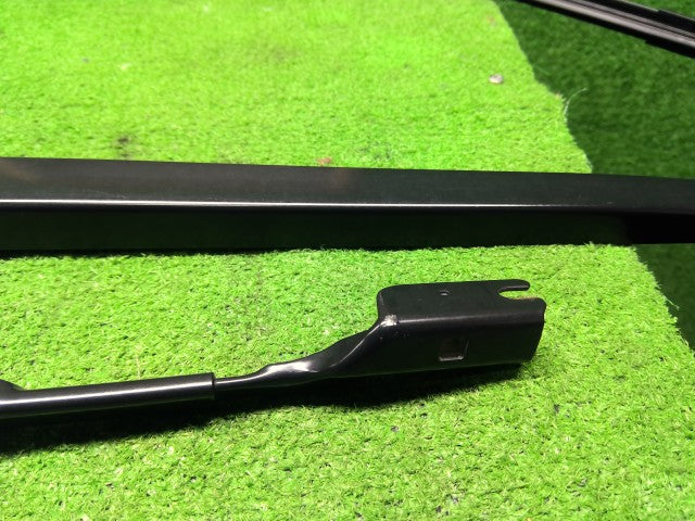 【中古】アルファード DBA-AGH35W フロント ワイパーアーム
