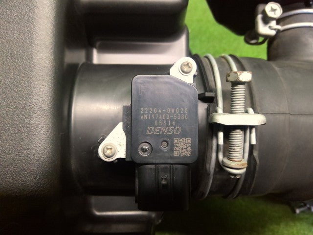 【中古】アルファード DBA-AGH35W エアクリーナーＡＳＳＹ 17700-36380