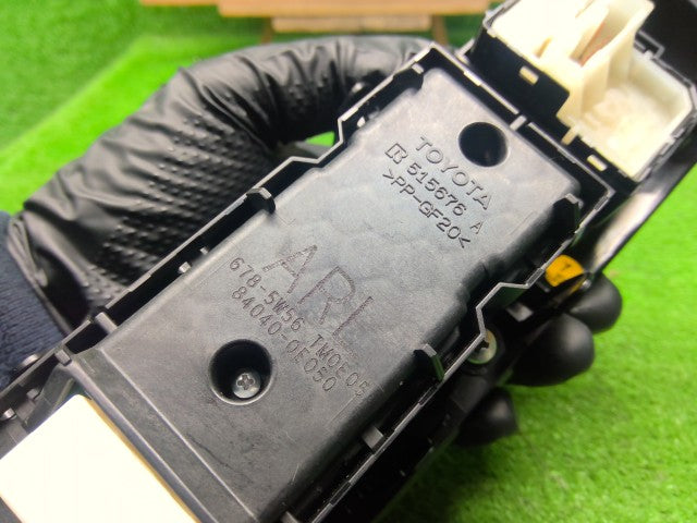 【中古】アルファード DBA-AGH35W パワーウインドウスイッチ 84040-48160