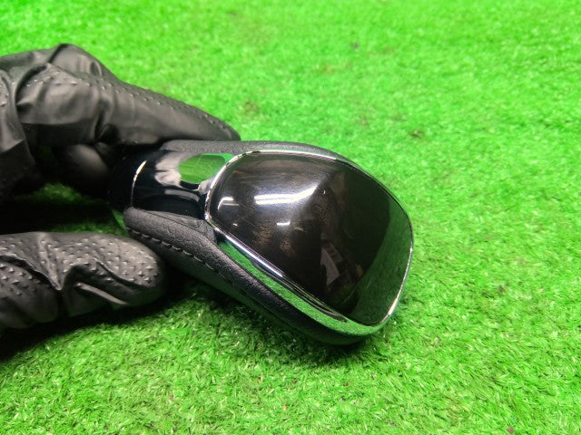 【中古】アルファード DBA-AGH35W シフトノブ 33504-58070-C0