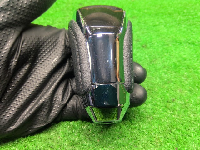 【中古】アルファード DBA-AGH35W シフトノブ 33504-58070-C0