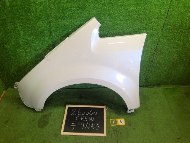 【中古】デリカＤ5 DBA-CV5W 左フロントフェンダー 5220D157