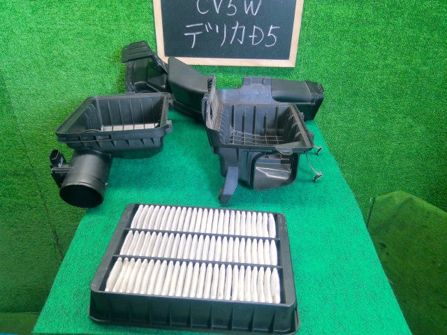 【中古】デリカＤ5 DBA-CV5W エアクリーナーＡＳＳＹ 1500A021