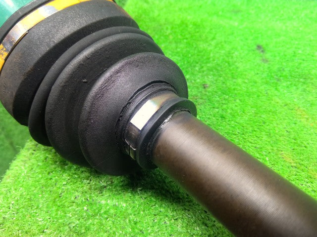 【中古】デリカＤ5 DBA-CV5W 右フロントドライブシャフト 3815A068