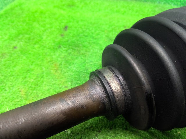 【中古】デリカＤ5 DBA-CV5W 左フロントドライブシャフト 3815A065