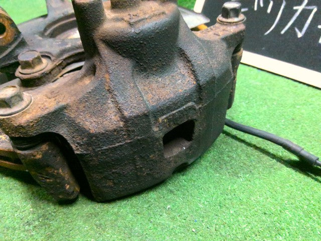 【中古】デリカＤ5 DBA-CV5W 左フロントナックルハブＡＳＳＹ 3870A007