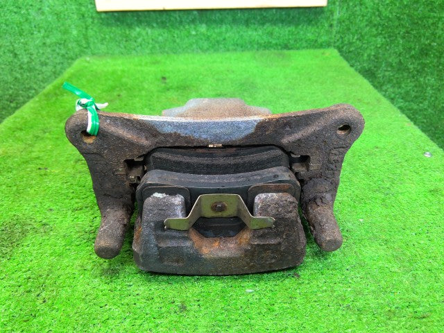 【中古】デリカＤ5 DBA-CV5W 右リアキャリパー MN116310