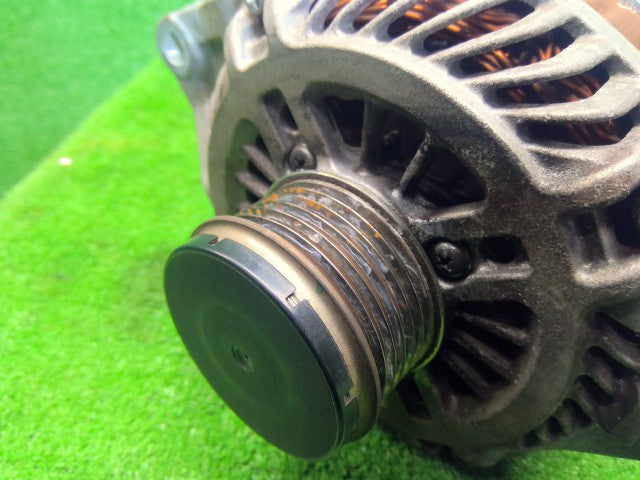 【中古】デリカＤ5 DBA-CV5W オルタネーター 1800A053
