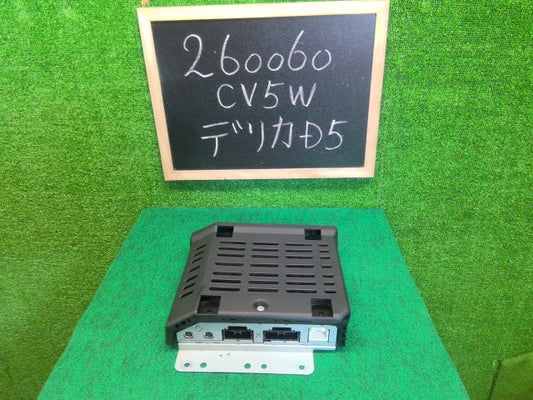 【中古】デリカＤ5 DBA-CV5W オーディオアンプ 8701A222
