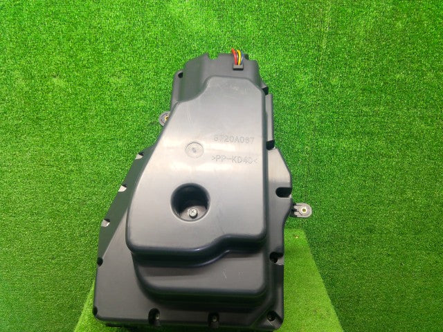 【中古】デリカＤ5 DBA-CV5W スピーカー