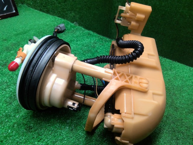 ステップワゴン フューエルポンプ DBA-RG1 17045-SLJ-000