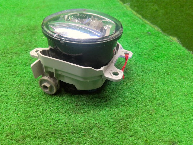 タント 左フォグランプ DBA-LA600S 81220-B2220