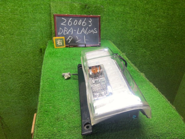 タント 右テールランプ DBA-LA600S 81550-B2671