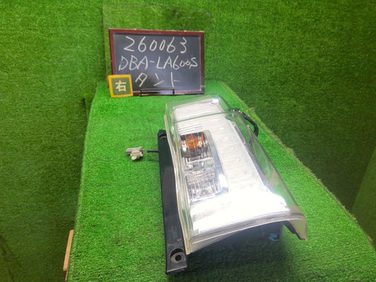 タント 右テールランプ DBA-LA600S 81550-B2671