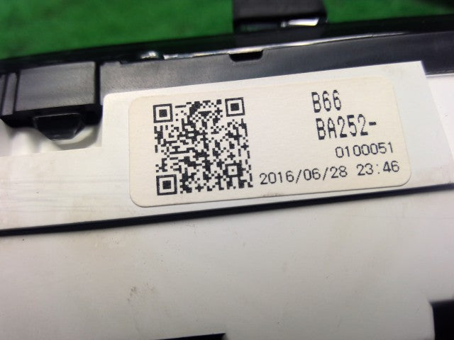 タント スピードメーター DBA-LA600S 83800-BA252