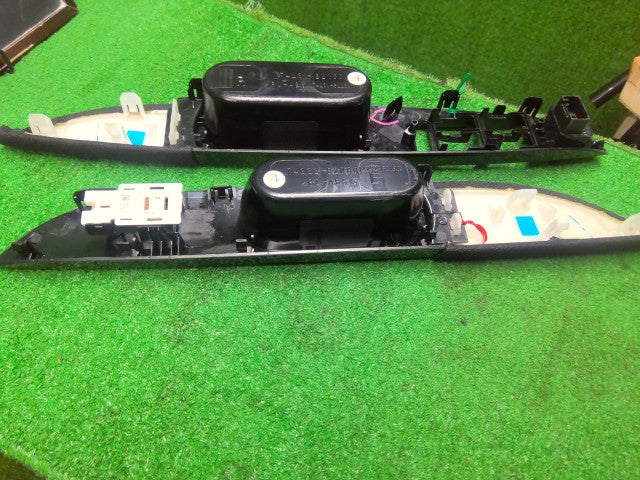 タント 内装部品 DBA-LA600S 74231-B2160