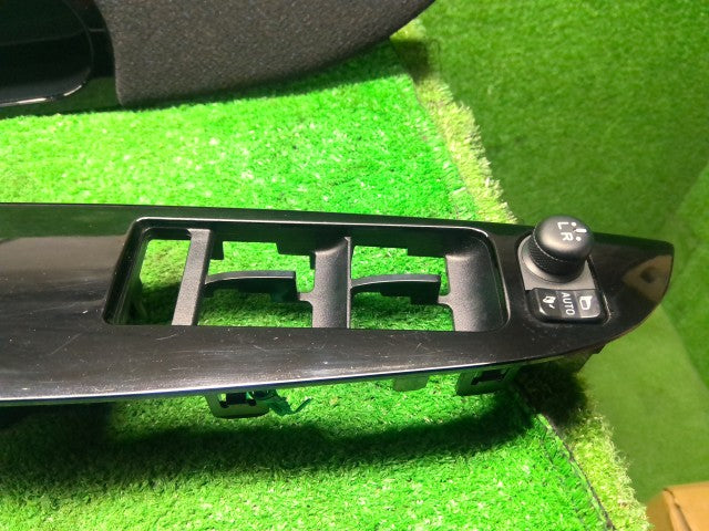 タント 内装部品 DBA-LA600S 74231-B2160