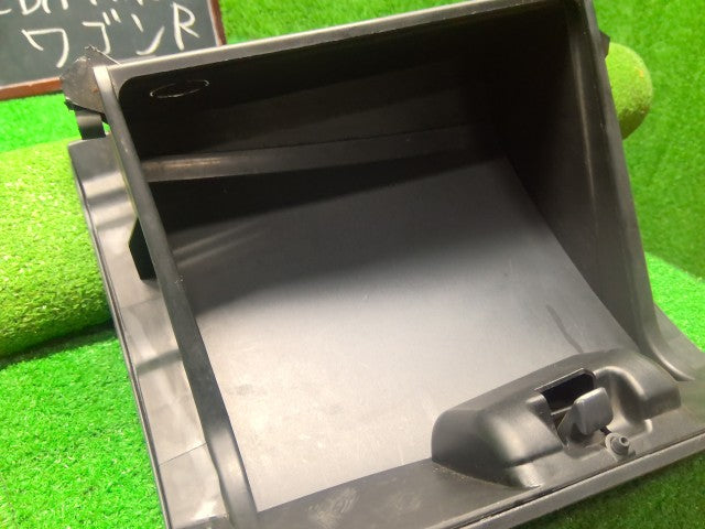 ワゴンＲ グローブＢＯＸ CBA-MH23S 73420-70K00-P4Z