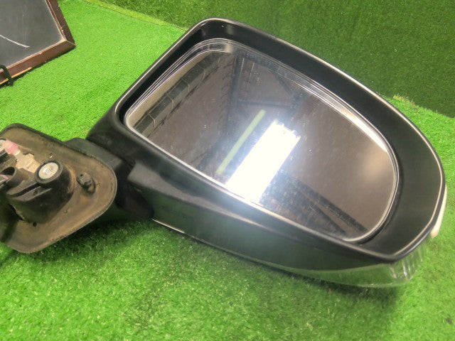 プリウス 右サイドミラー DAA-ZVW30 87940-47310