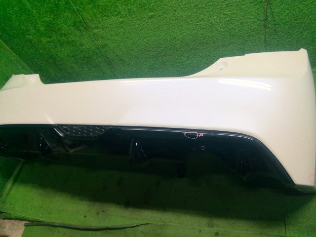 プリウス ＲバンパーＡＳＳＹ DAA-ZVW30 52159-47090-A1