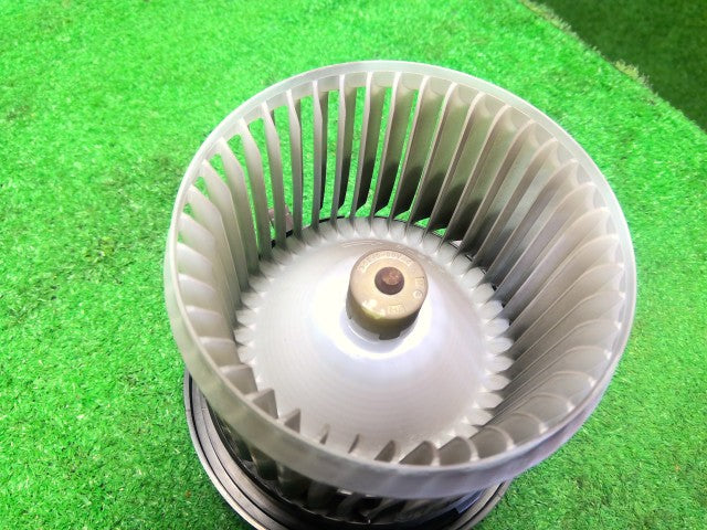 キャスト ヒーターブロアモーター DBA-LA260S 88840-B2010