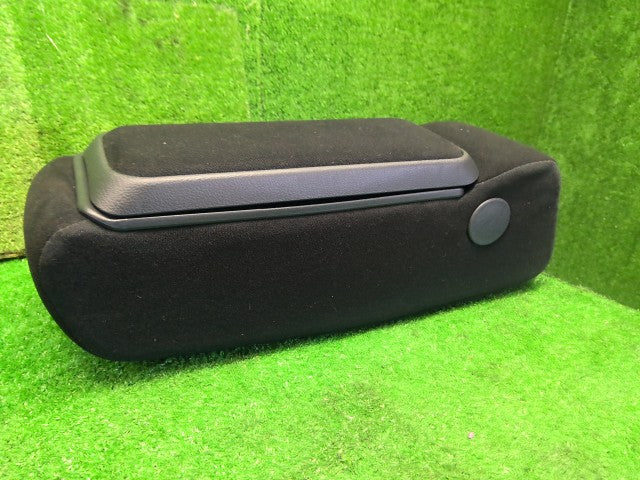 キャスト アームレスト DBA-LA260S 72810-B2810-C3