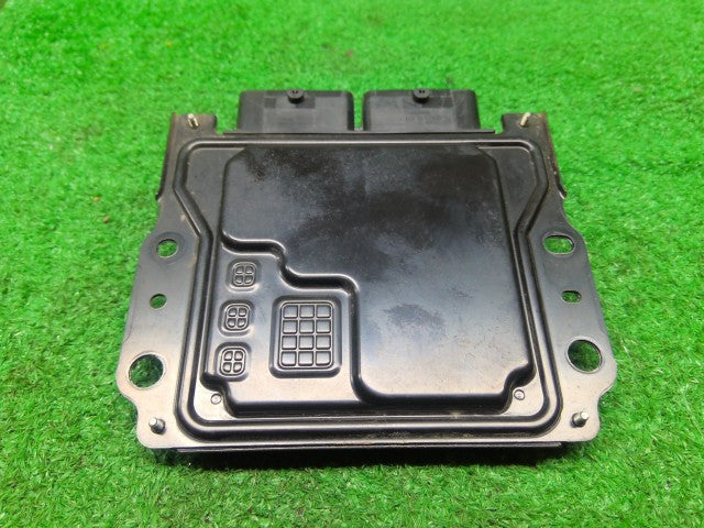 【中古】ハイゼット EBD-S510P エンジンコンピューター 89560-B5J50-