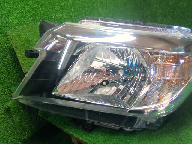 ソリオ 左ヘッドランプＡＳＳＹ DAA-MA36S 35320-81P00