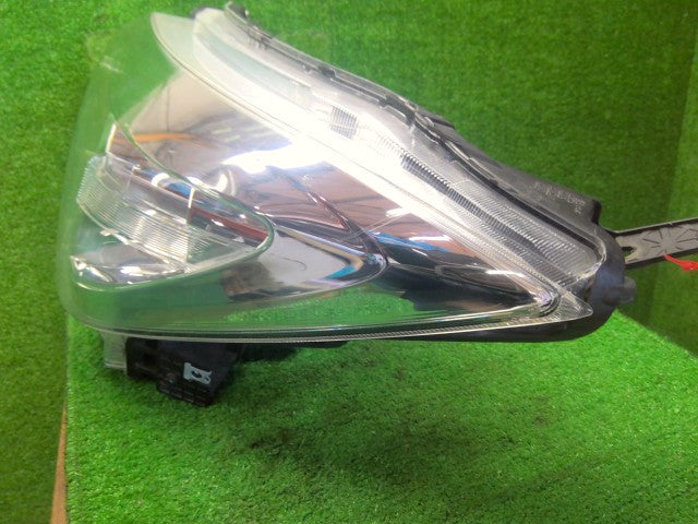 ソリオ 左ヘッドランプＡＳＳＹ DAA-MA36S 35320-81P00
