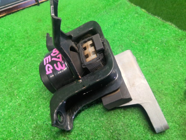 ソリオ E/G部品 DAA-MA36S 11610-81P00