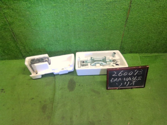ソリオ 車載工具 DAA-MA36S